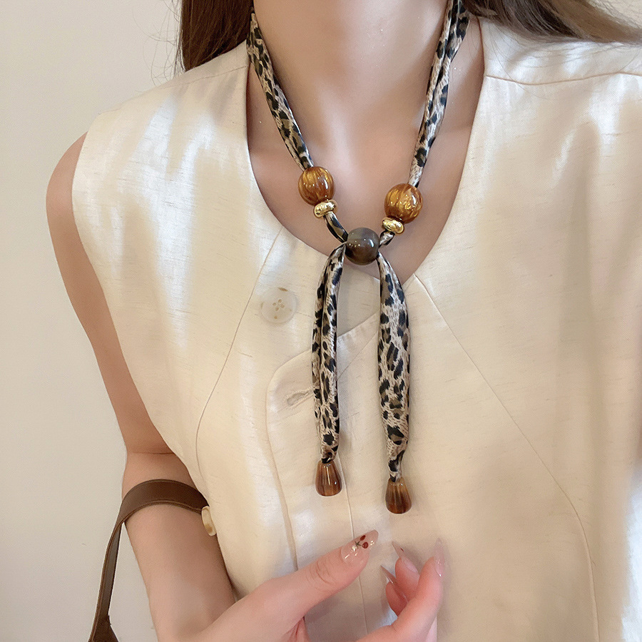 Desert Trail Beaded Y-Lariat Necklace - Image 3